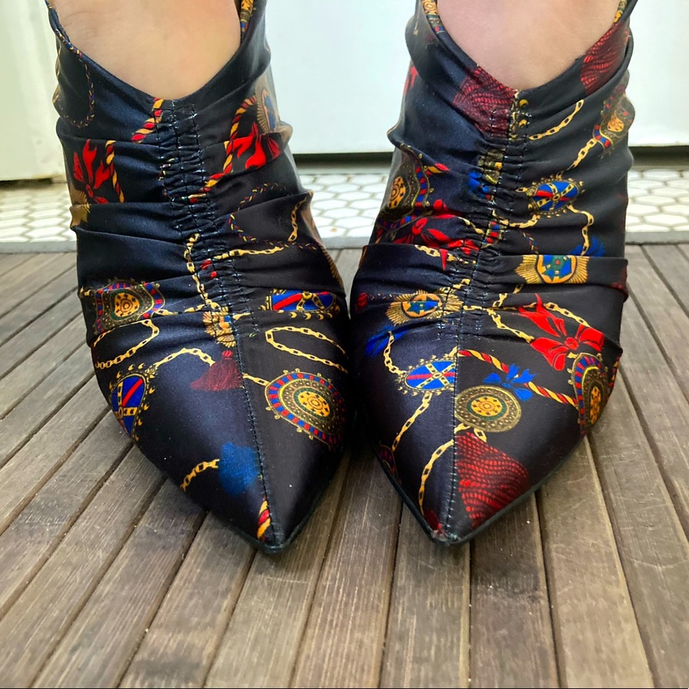 Zara chain and ribbon print satin ankle stiletto booties. Size 6/36